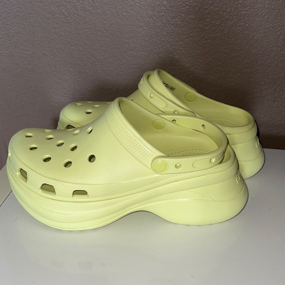 Women’s Platform Clog - Pale Yellow